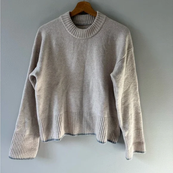 Faherty Wool Oversized Sweater - Picture 1 of 7